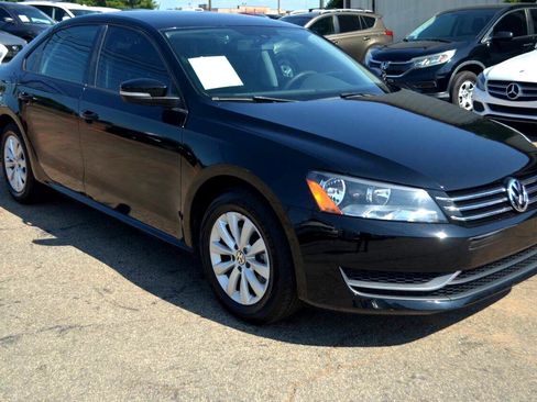 Used 2013 Volkswagen Passat 2.5 S image 12
