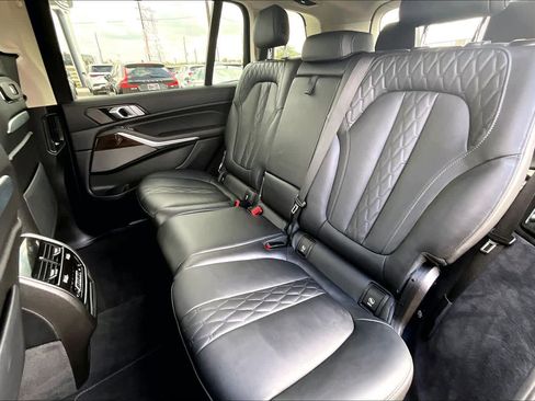 Used 2025 BMW X7 xDrive40i image 20