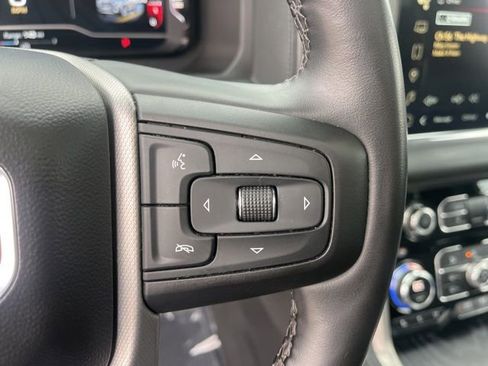 Used 2023 GMC Yukon XL Denali image 22