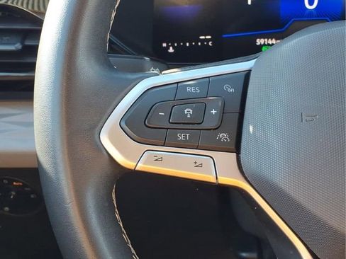 Used 2024 Volkswagen Taos S image 15