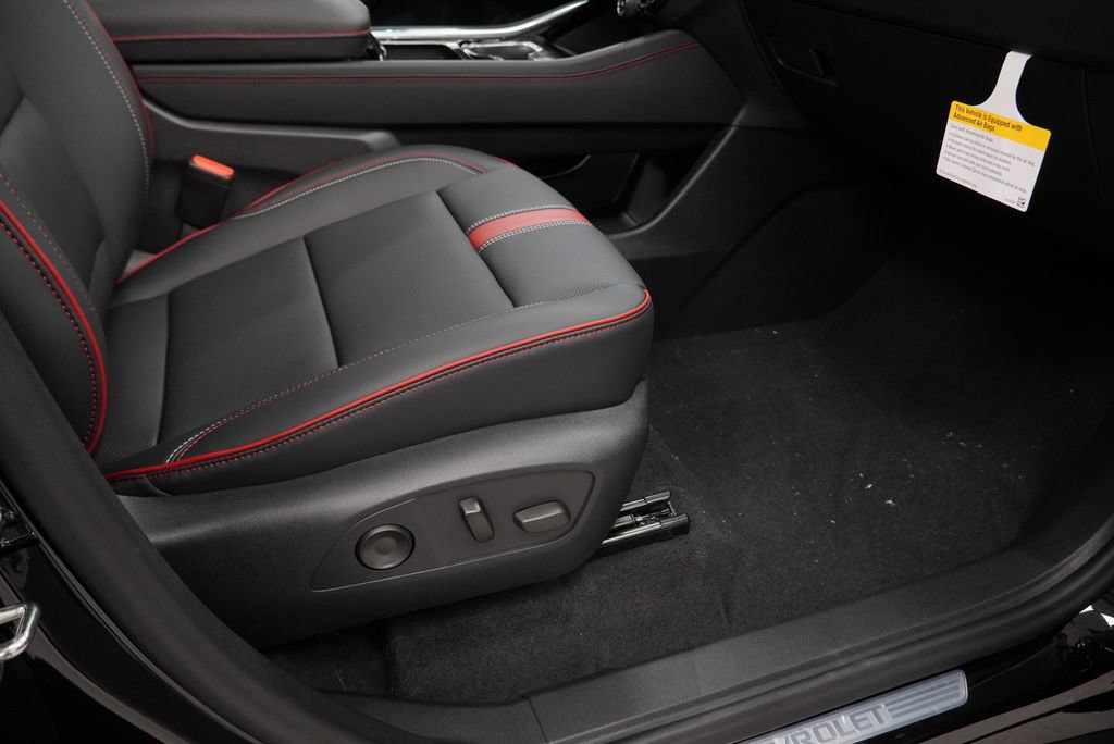 New 2027 Chevrolet Traverse RS AWD/4WD image 32