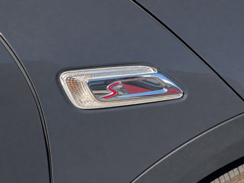 Used 2016 MINI Cooper Clubman S FWD image 9