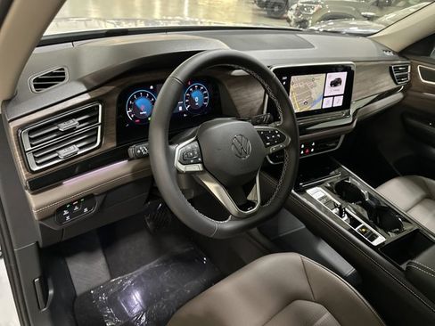 New 2026 Volkswagen Atlas SEL AWD/4WD image 15