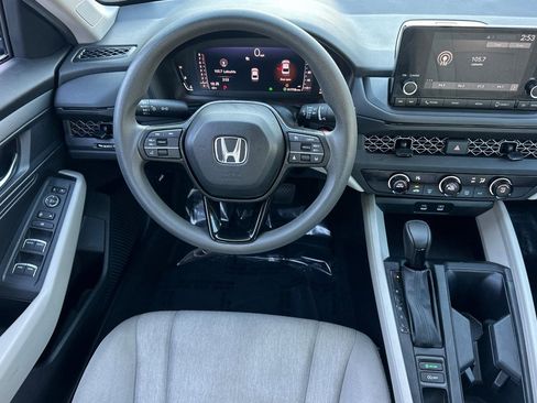 Certified 2023 Honda Accord LX image 27