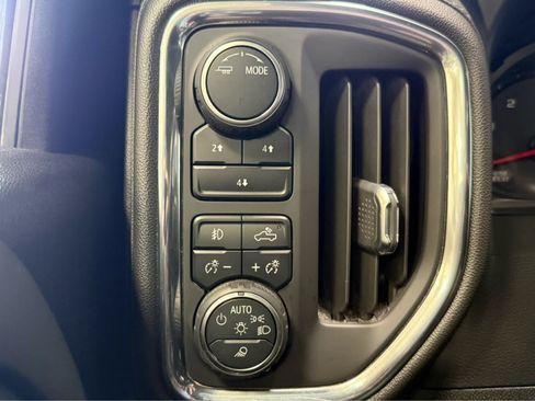 Used 2022 Chevrolet Silverado 2500 LT w/ Convenience Package AWD/4WD image 26
