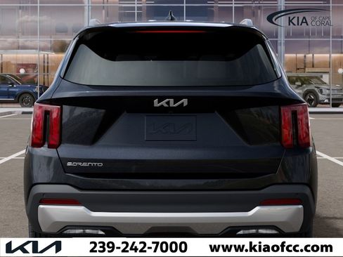 New 2026 Kia Sorento S FWD image 13