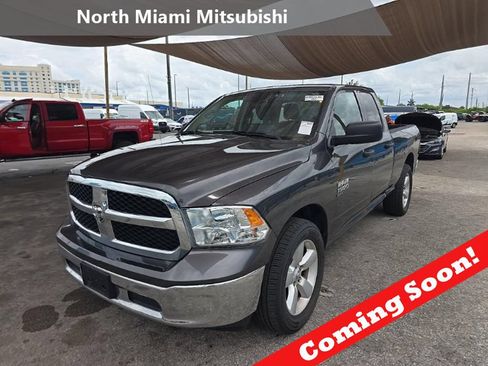 Used 2024 RAM 1500 Classic SLT AWD/4WD image 1