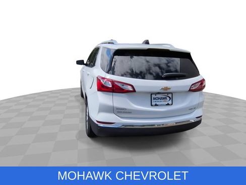Used 2019 Chevrolet Equinox LT w/ Sun & Navigation Package AWD/4WD image 8
