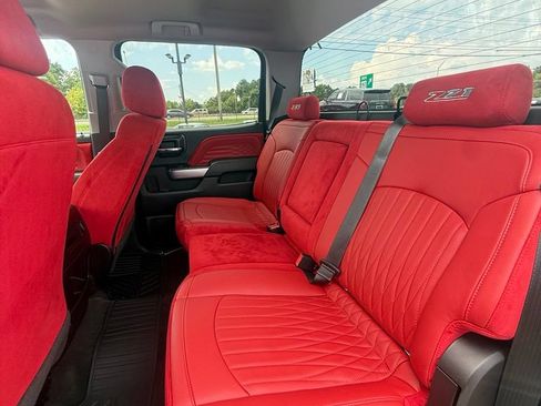 Used 2018 Chevrolet Silverado 1500 LT w/ All Star Edition AWD/4WD image 14