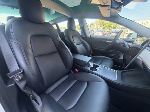 Used 2021 Tesla Model 3 Long Range AWD/4WD image 4