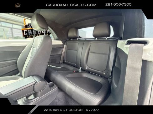 Used 2019 Volkswagen Beetle 2.0T SE FWD image 22