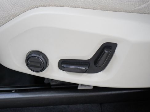 Used 2023 Volvo XC90 B6 Plus w/ Protection Package Premier AWD/4WD image 26
