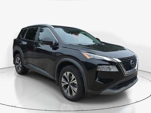 Used 2022 Nissan Rogue SV w/ SV Premium Package FWD image 3
