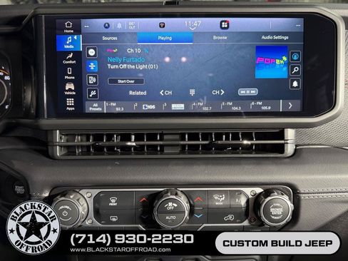 Used 2026 Jeep Wrangler Unlimited Rubicon AWD/4WD image 23