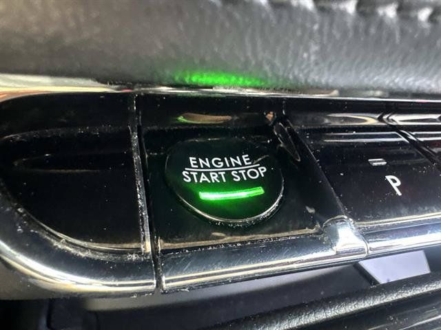 Used 2023 Lincoln Nautilus AWD w/ Premium Package image 16