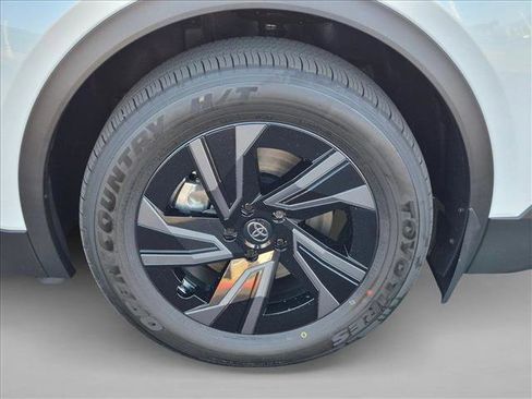 New 2026 Toyota C-HR AWD/4WD image 10