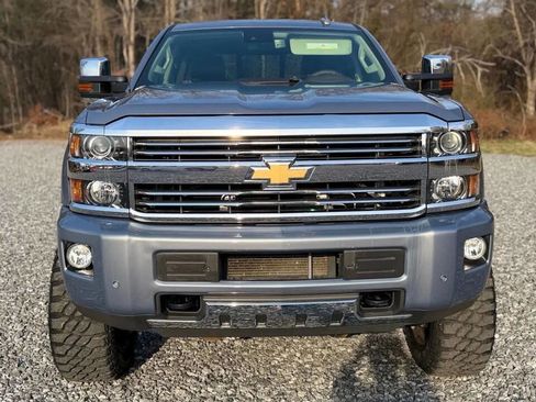 Used 2016 Chevrolet Silverado 2500 High Country w/ Duramax Plus Package image 2