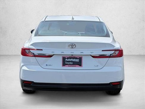 Used 2025 Toyota Camry LE FWD image 7