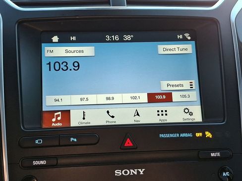 Certified 2019 Ford Explorer Sport w/ Equipment Group 401A image 18