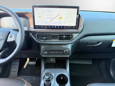 New 2026 Ford Bronco Sport Outer Banks w/ Outer Banks Tech Package+ AWD/4WD image 11