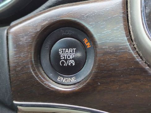 Used 2015 Jeep Grand Cherokee Limited w/ Trailer Tow Group IV image 27