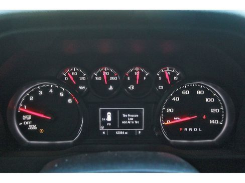 Used 2024 Chevrolet Silverado 1500 Custom image 8