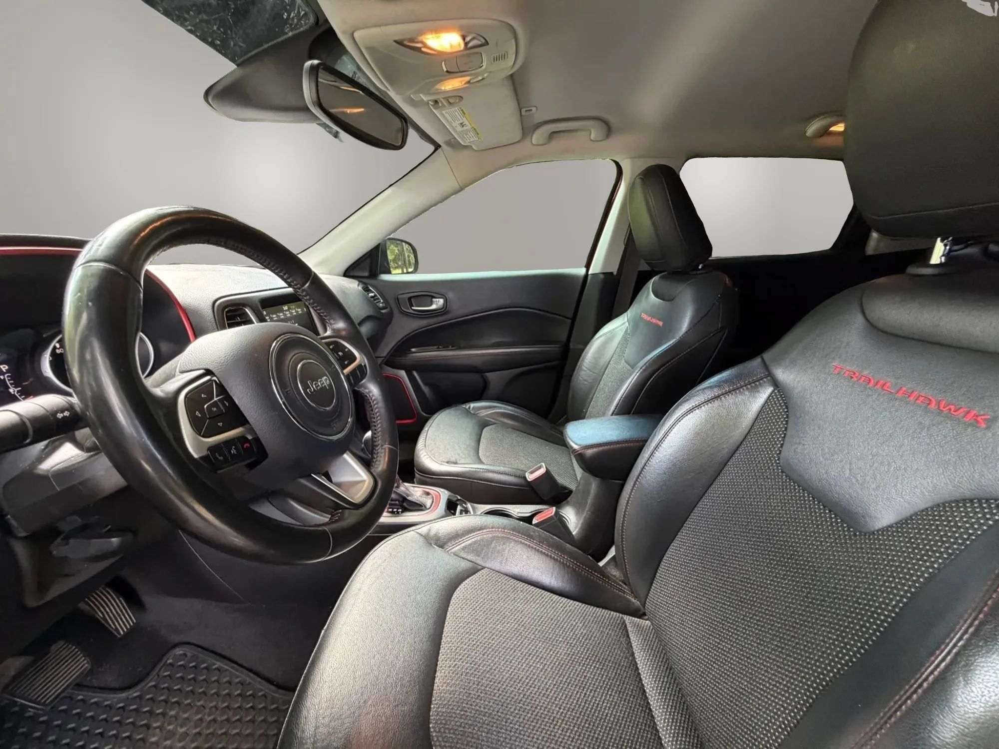 Used 2018 Jeep Compass Trailhawk AWD/4WD image 13