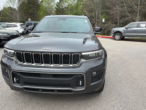 Used 2021 Jeep Grand Cherokee L Overland image 3