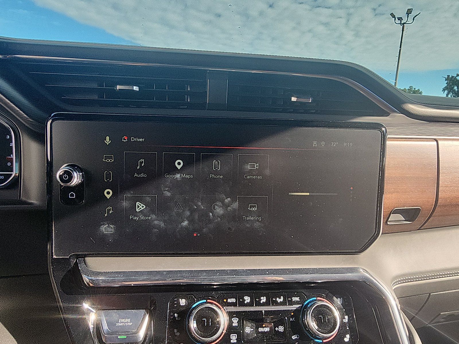 Used 2025 GMC Sierra 1500 Denali Ultimate AWD/4WD image 14