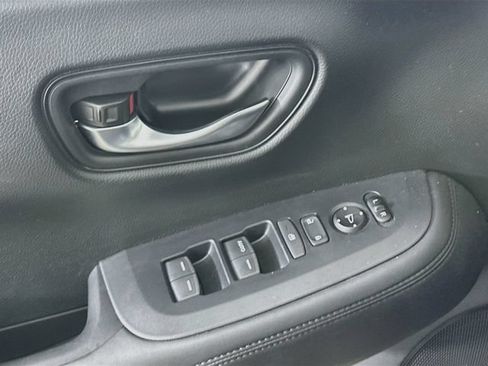 Used 2024 Honda HR-V LX image 19