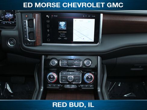 Used 2023 GMC Yukon Denali Ultimate image 13