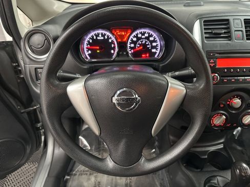 Used 2014 Nissan Versa Note S FWD image 14