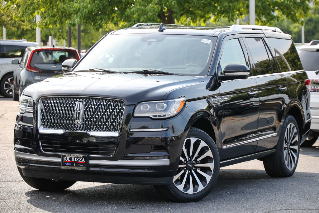 Certified 2022 Lincoln Navigator Reserve AWD/4WD image 14