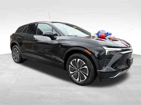 Used 2024 Chevrolet Blazer EV LT image 10
