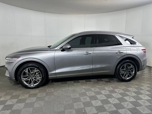 Used 2023 Genesis GV70 2.5T w/ Select Package image 6