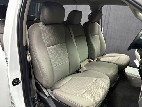 Used 2020 Ford F150 XLT image 34