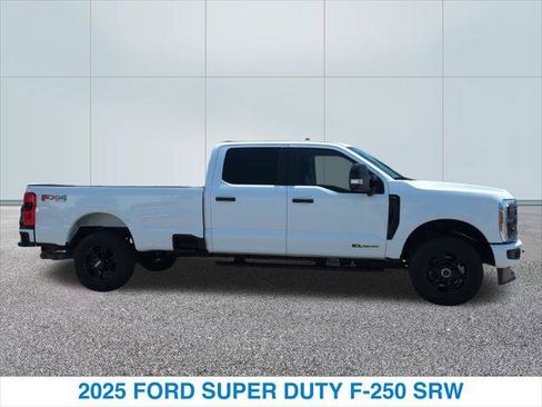 Used 2025 Ford F250 XL w/ STX Appearance Package AWD/4WD image 6