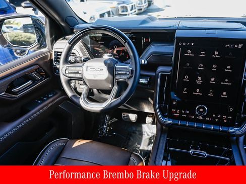 Used 2025 GMC Yukon Denali Ultimate AWD/4WD image 14