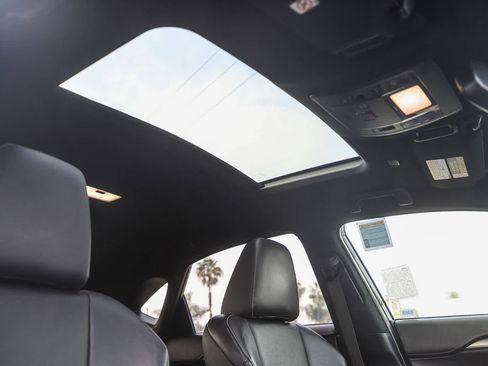 Used 2018 Lexus NX 300 F Sport image 17