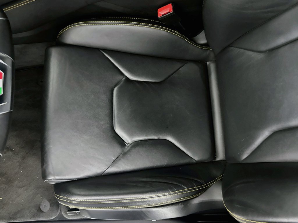 Used 2022 Lamborghini Urus AWD/4WD image 20
