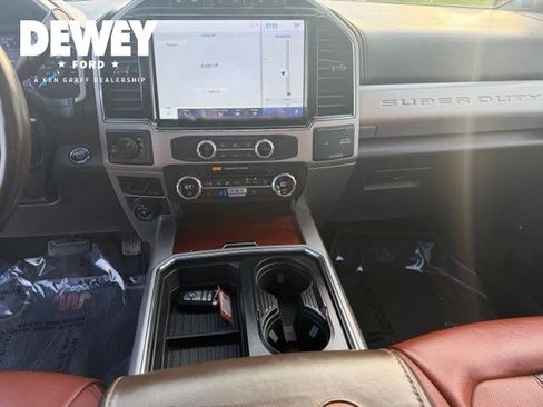 Used 2022 Ford F250 King Ranch w/ King Ranch Ultimate Package AWD/4WD image 18