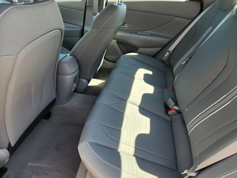 New 2025 Hyundai Elantra Sport image 11