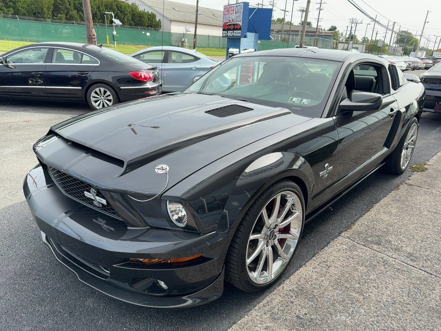Used 2007 Ford Mustang Shelby GT500 RWD image 5