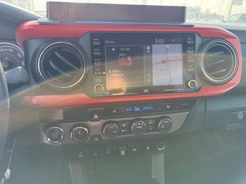 Used 2020 Toyota Tacoma TRD Sport w/ TRD Premium Sport Package image 18