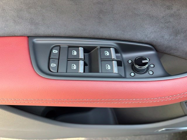 New 2026 Audi SQ7 Premium Plus AWD/4WD image 18