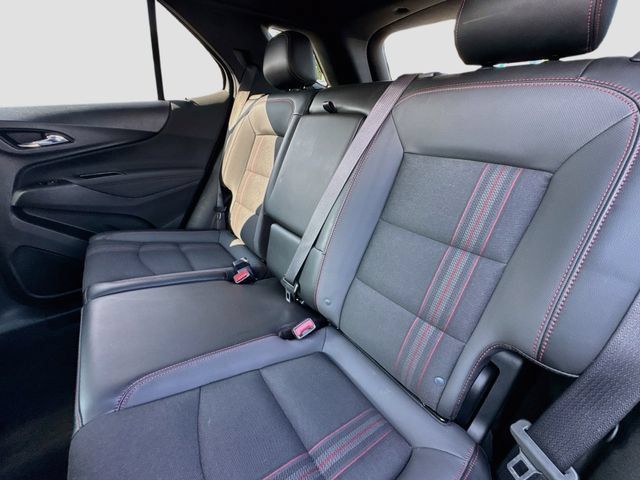 Used 2022 Chevrolet Equinox RS AWD/4WD image 28
