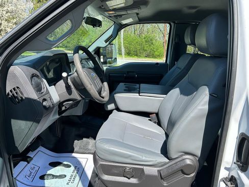 Used 2013 Ford F250 XL w/ PWR Equipment Group image 12