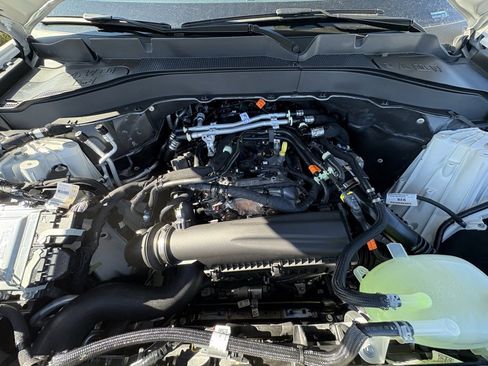 New 2026 Ford Explorer Active w/ Active Comfort Package image 16