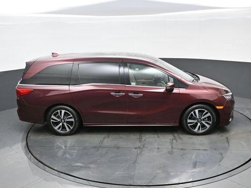 Used 2019 Honda Odyssey Elite image 40