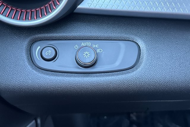 New 2026 Chevrolet Trax RS w/ Sunroof Package FWD image 36